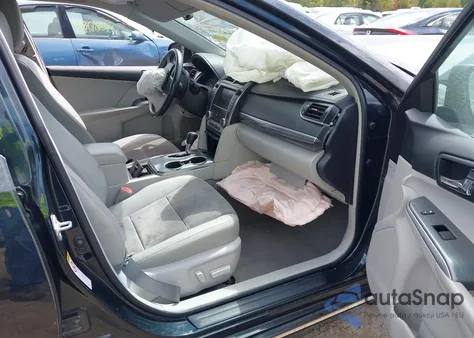 2012 Toyota Camry Hybrid Xle z USA, uszkodzony, nr VIN 4T1BD1FK9CU036175